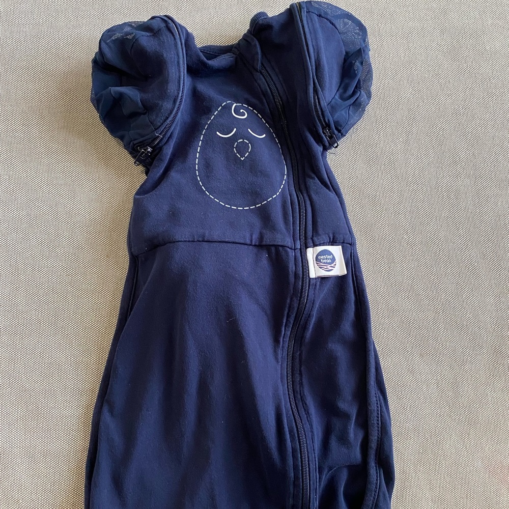 Nested Bean Zen One Swaddle - size small (0-3 months)